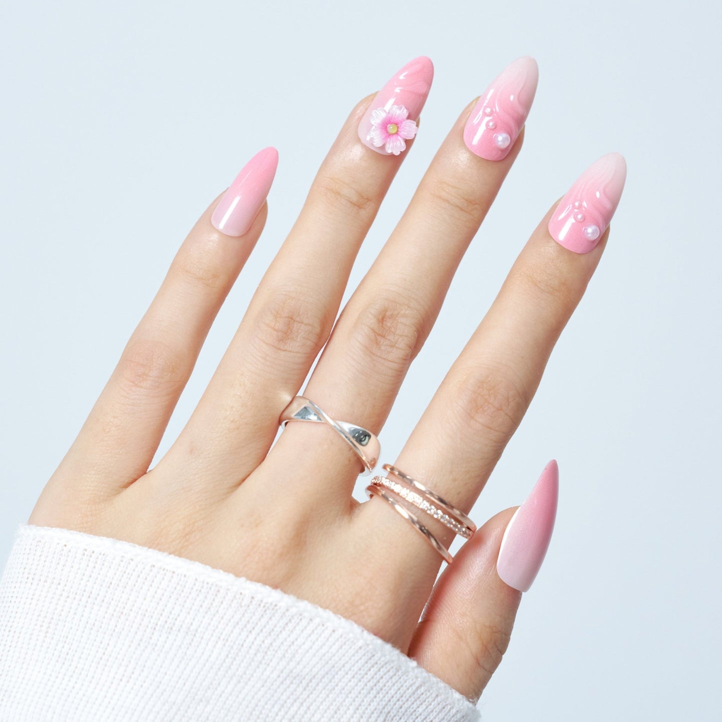 3D Press - On Nails Embossed with Sculpted Details - Ennio Nails