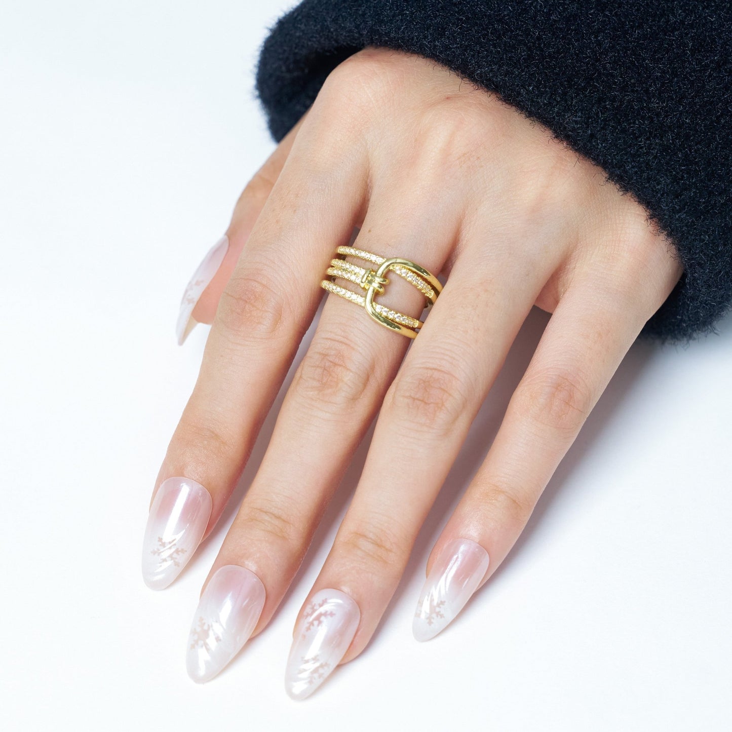 3D Press - On Nails Embossed with Sculpted Details - Ennio Nails