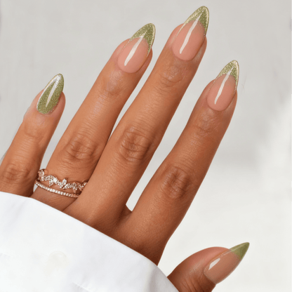 Cat Eye Nails - Ennio Nails