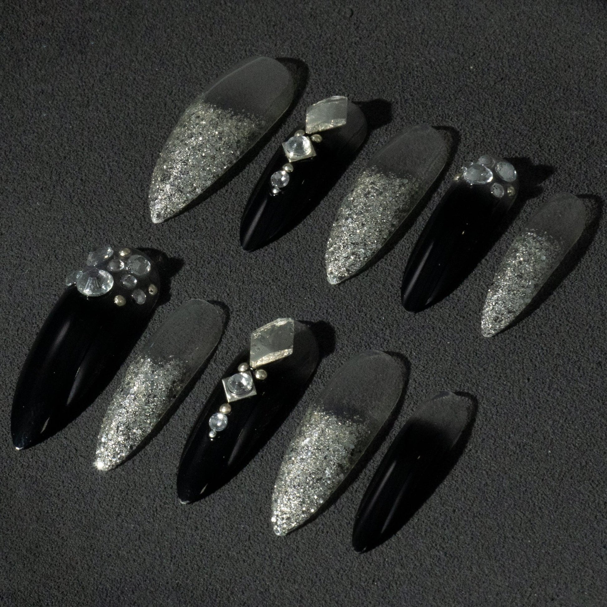 Japanese - Style Press - On Nails - Ennio Nails