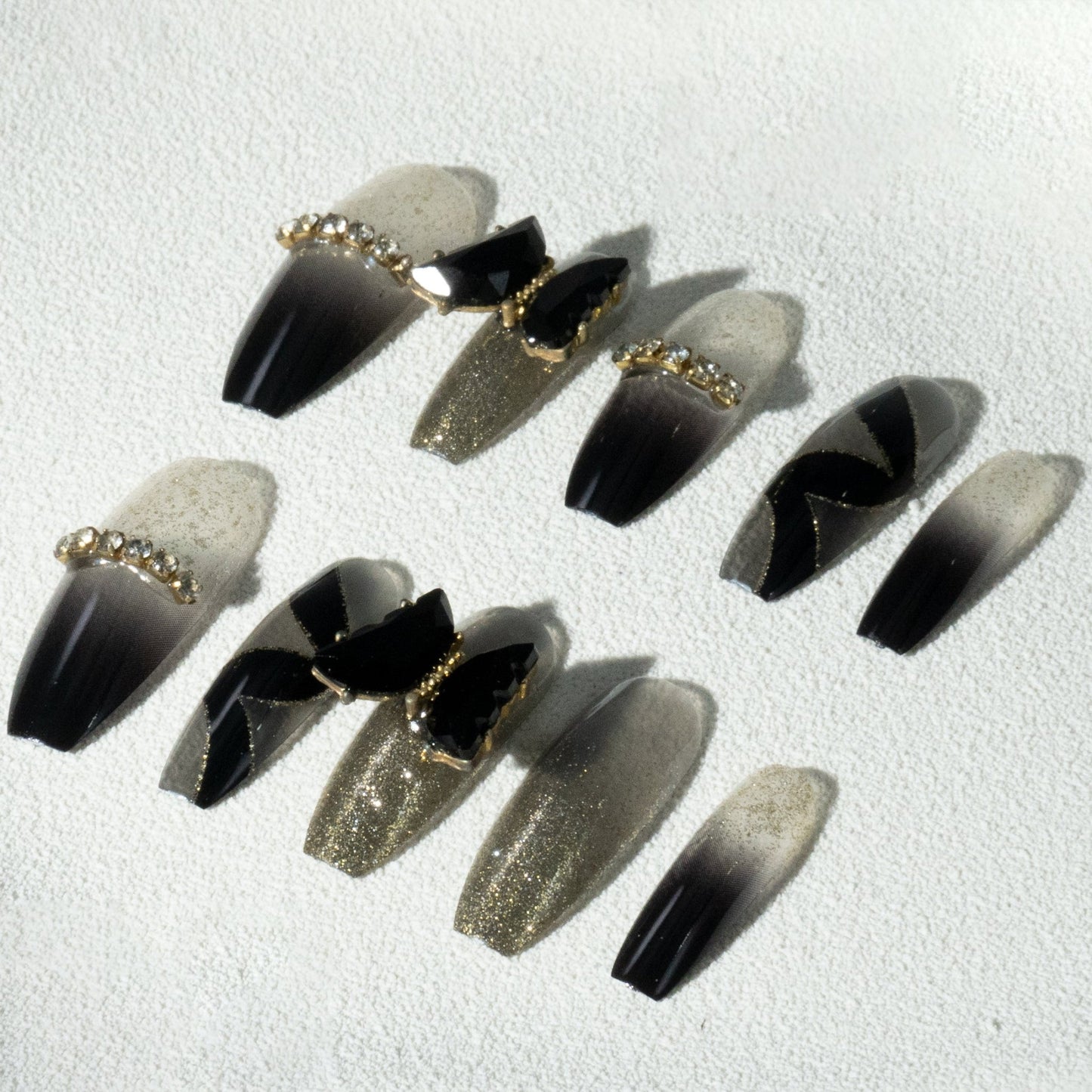 Japanese - Style Press - On Nails with Refined Art Details - Ennio Nails